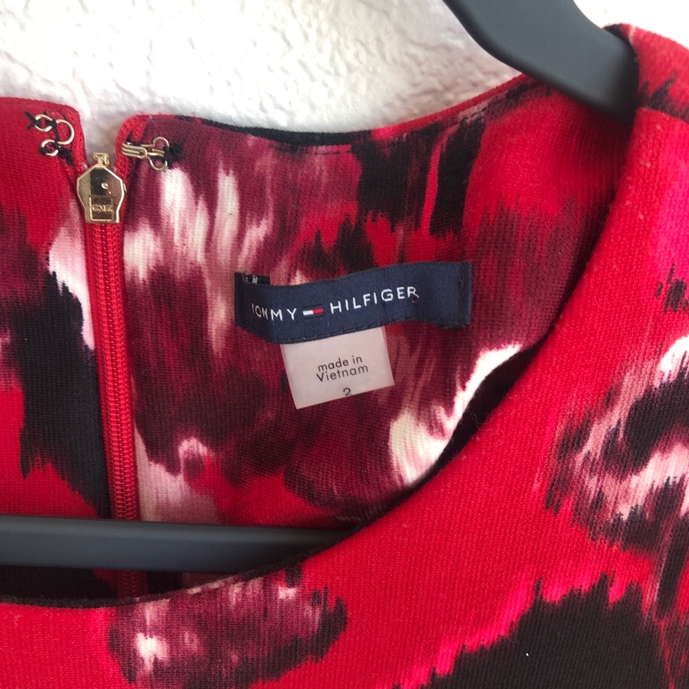 NWT Tommy Hilfiger red flower dress - Picture 7 of 8